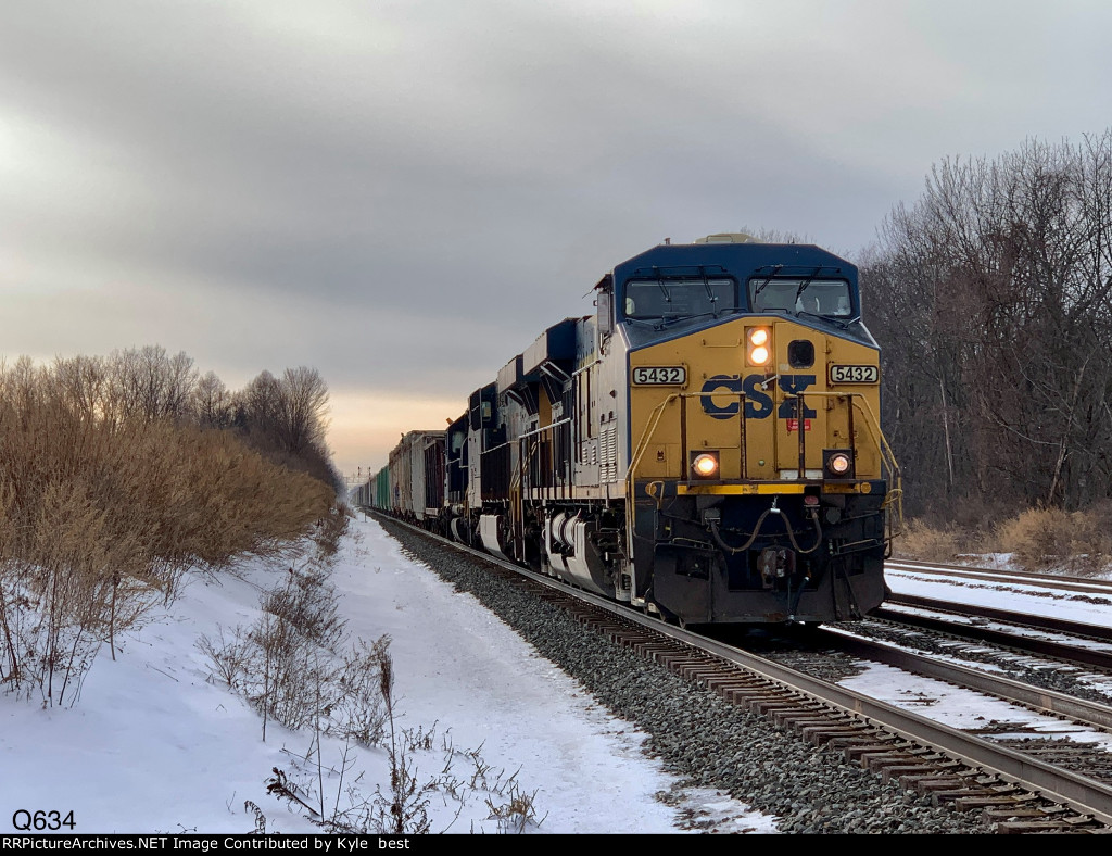 CSX 5432 on Q634